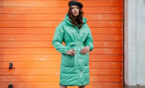 Jak wybrać idealny płaszcz zimowy, który podkreśli Twoją sylwetkę?