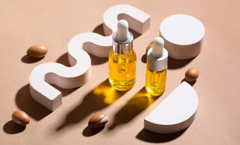 Jakie korzyści dla skóry przynosi stosowanie produktów z czystym retinolem?